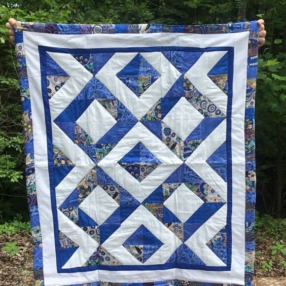 NWT Hand Crafted Blue Aboriginal Prints Quilt - Picture 1 of 13
